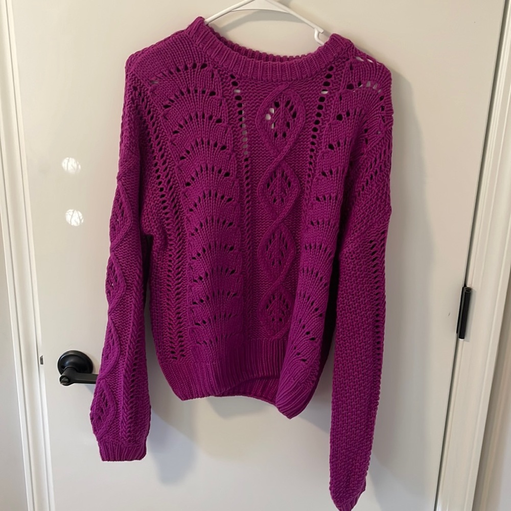 KLd Viola crew neck sweater.